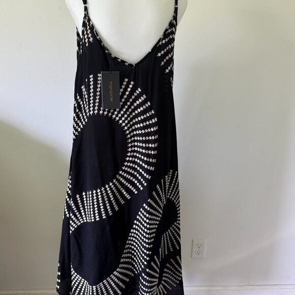 Manaola Pualahilahi dress - Picture 7 of 7